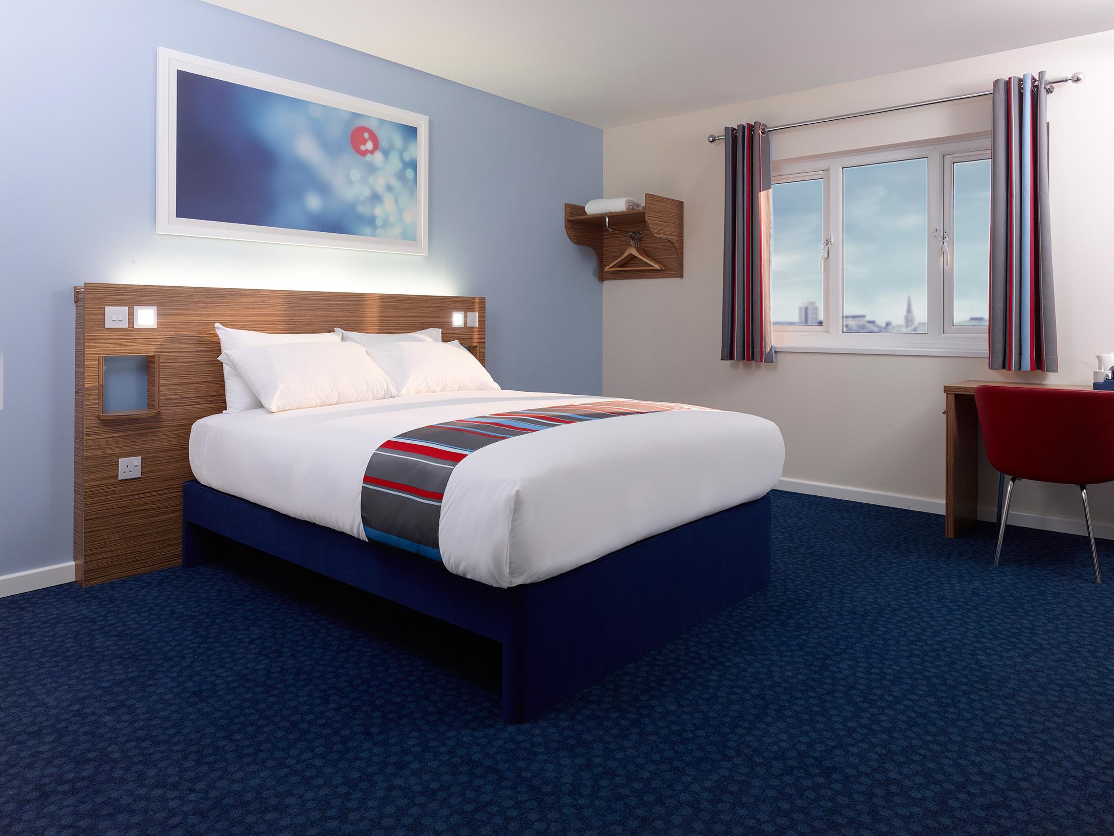 Ramada Encore มิลตันคีนส์ ภายนอก รูปภาพ